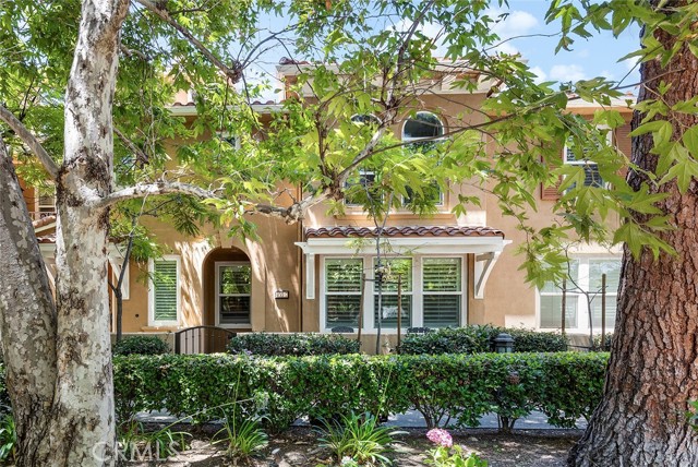 Property photo of 453 N Altadena DR