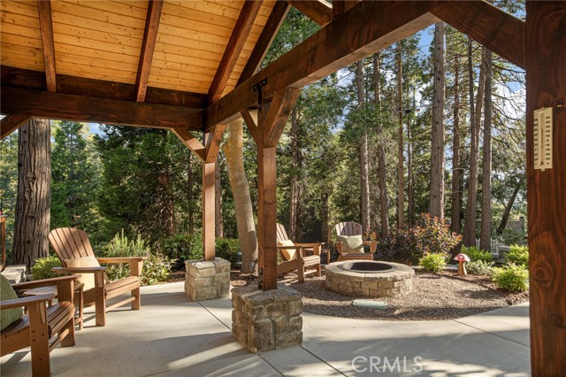 Property photo of 243 Manzanita DR