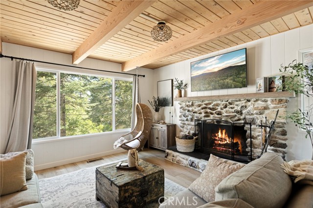Property photo of 325 Primrose CR