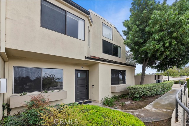 Property photo of 13104 Glen Ct
