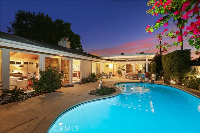 Property photo of 1155 W Park LN