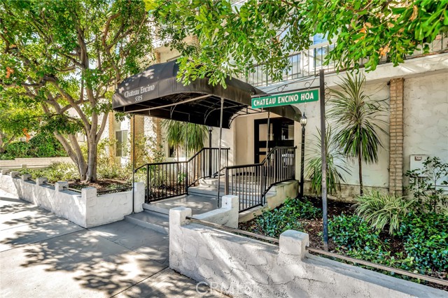 Property photo of 5315 Zelzah Avenue