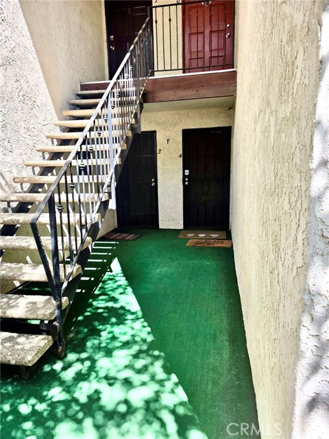 Property photo of 23659 Golden Springs