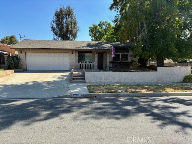 Property photo of 7285 Teak WY