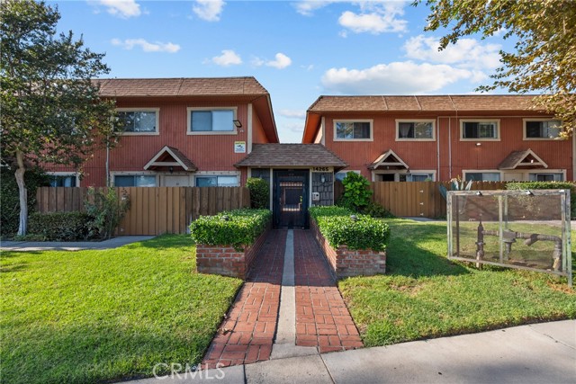 Property photo of 14265 Terra Bella St