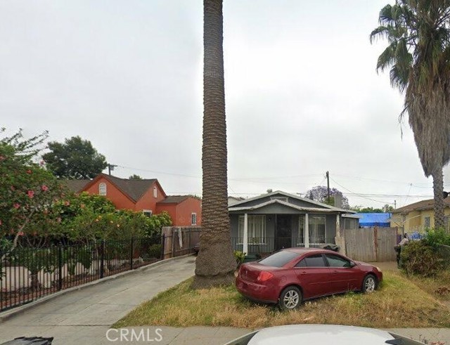 Property photo of 226 E 105th ST