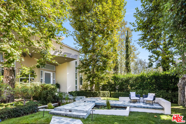 Property photo of 222 Avondale AV
