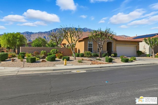 Property photo of 2353 Savanna WY