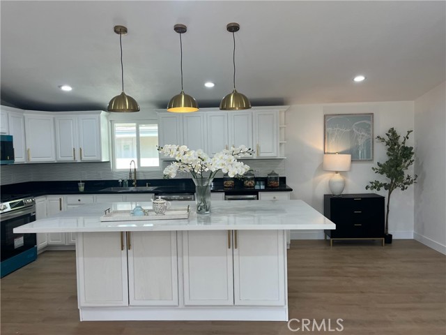 Photo of 9881 Aldgate Ave