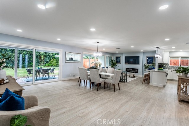 Photo of 1201 E Fairway