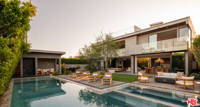 Property photo of 1632 Stradella RD