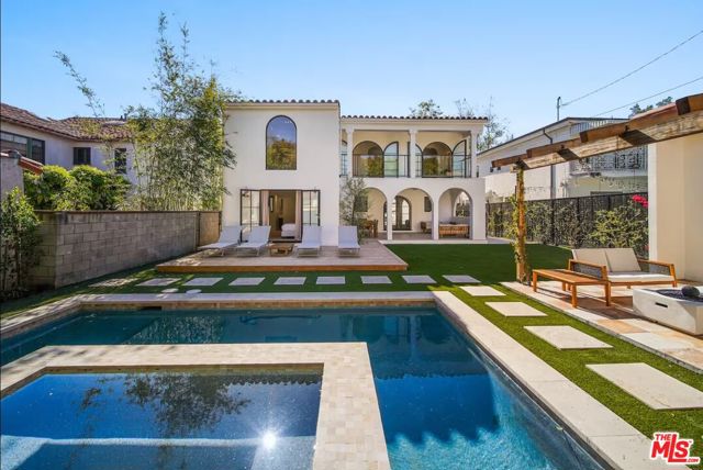 Property photo of 180 S Vista ST