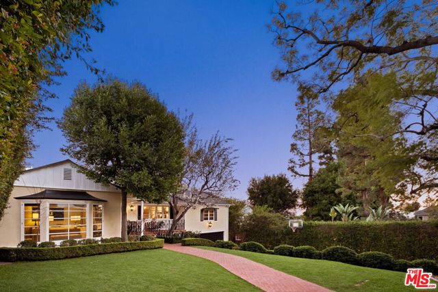 Property photo of 1240 N Wetherly DR