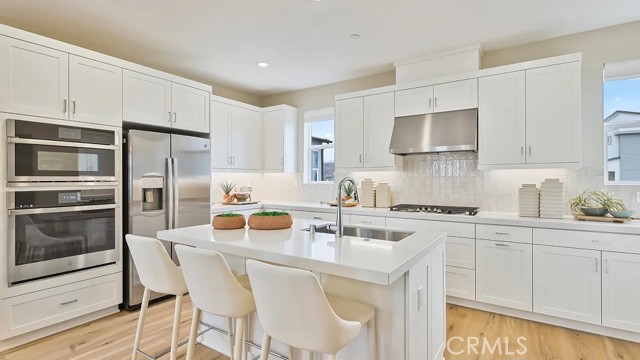 Property photo of 27537 Grand Fir WY