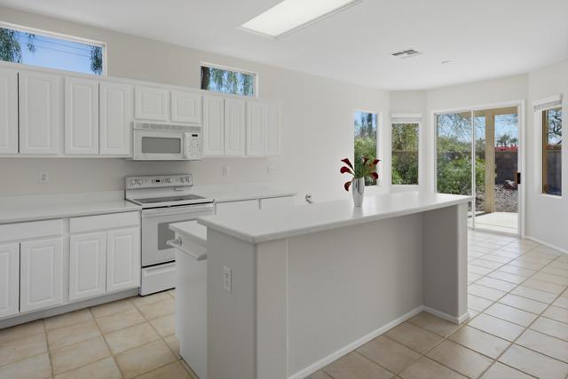 Property photo of 78985 Lavender CR