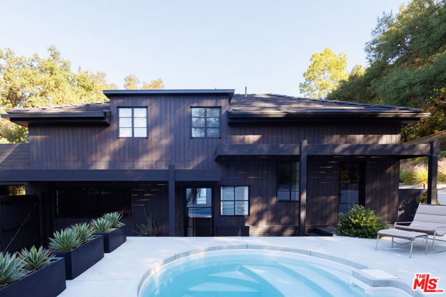 Property photo of 3860 Kingswood RD