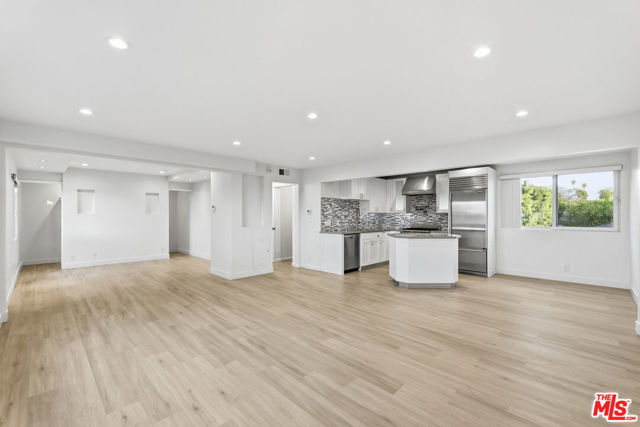 Photo of 2442 S Coast Highway