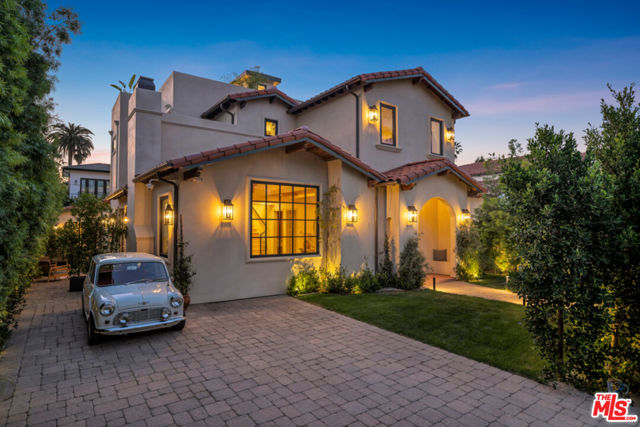 Property photo of 435 N Laurel AV