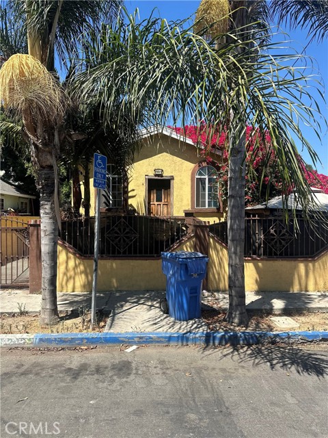 Property photo of 321 W 58th ST