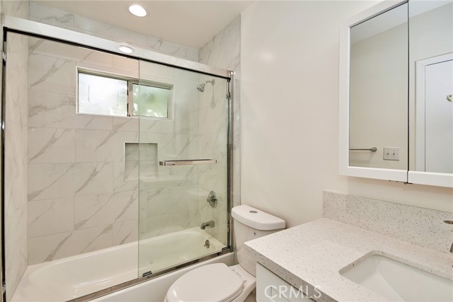 Property photo of 1404 Violeta DR