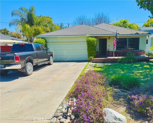 Property photo of 20282 Bayview AV