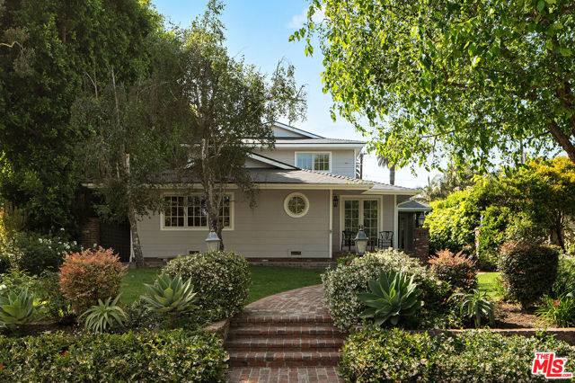 Property photo of 415 Palisades AV