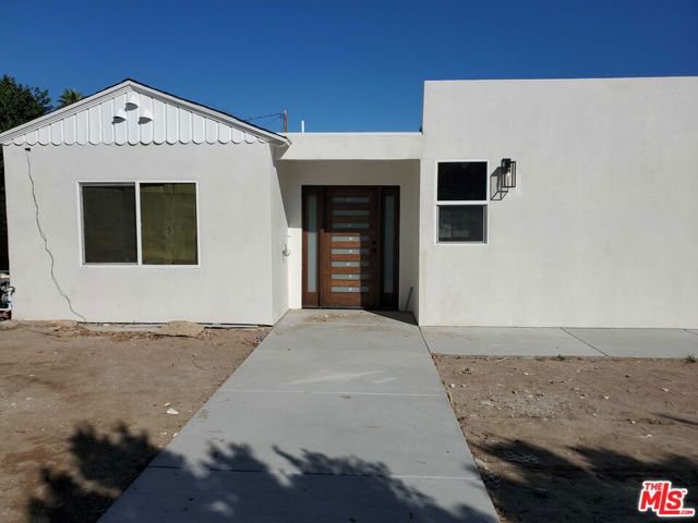 Property photo of 200 W Via Olivera
