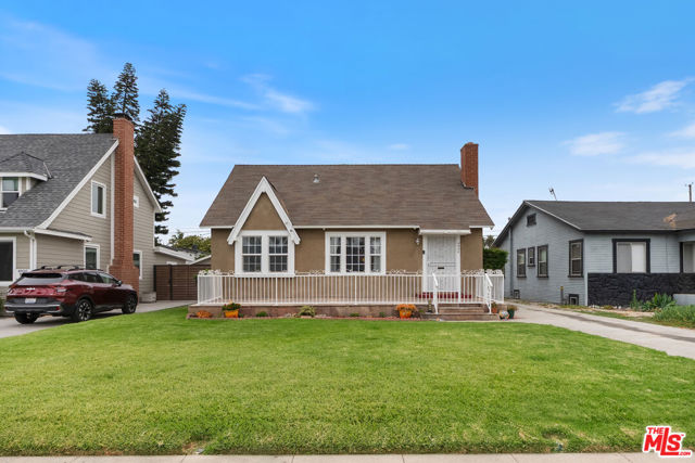 Property photo of 4904 6th AV