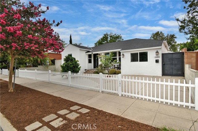 Photo of 10455 Chandler Bl