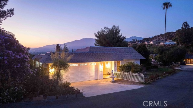 Property photo of 2108 El Arbolita DR