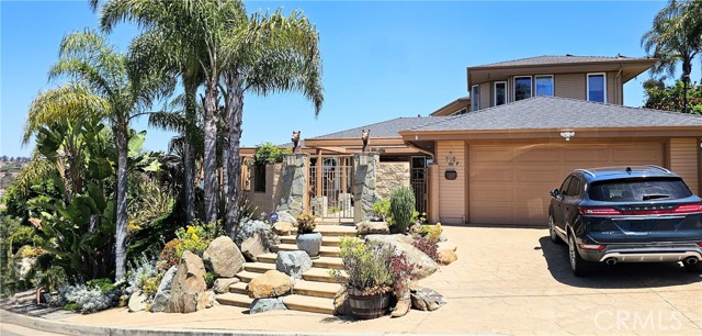 Property photo of 716 Avenida Columbo