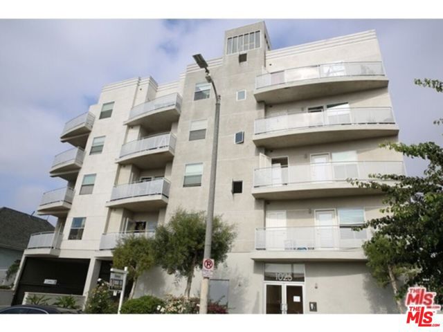 Property photo of 1025 Dewey AV