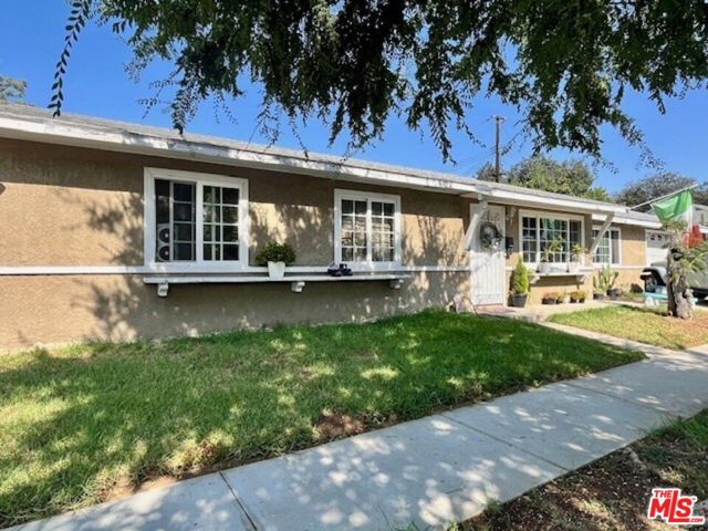 Property photo of 135 W Nubia ST