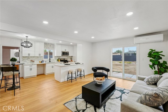Property photo of 9059 Beech AV