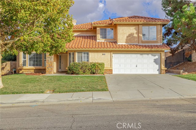 Property photo of 40450 Fieldcrest LN
