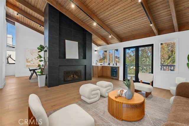 Property photo of 18 Woodhaven