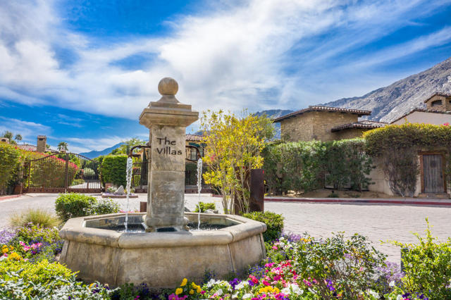 Photo of 398 Villaggio Dr