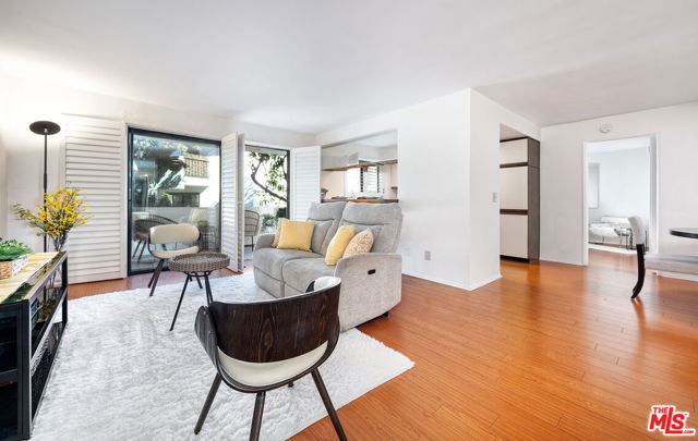 Property photo of 5000 S Centinela AV