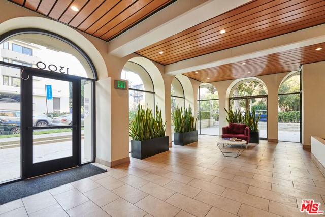 Property photo of 1300 Midvale AV