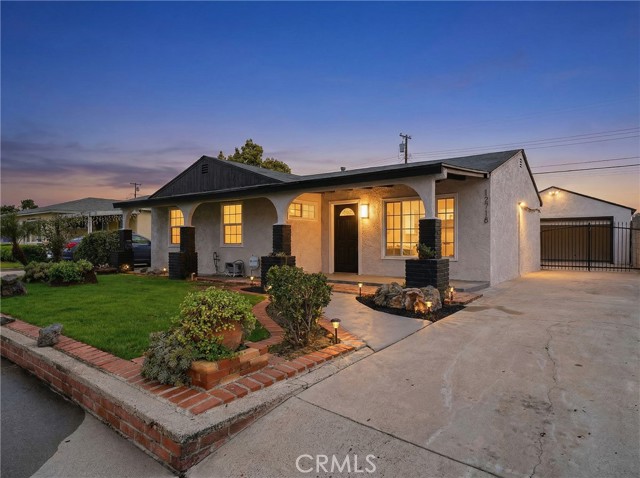 Property photo of 12716 Fairford Ave