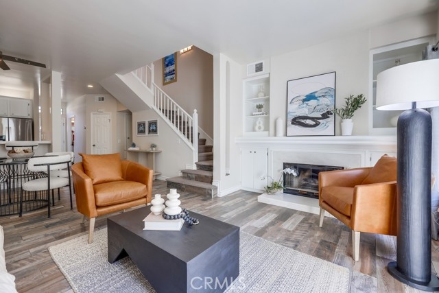 Property photo of 23675 Wellesley CT