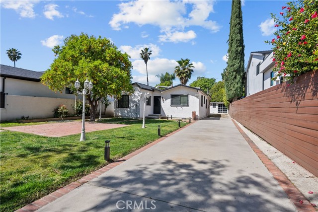 Property photo of 5025 Noble AV