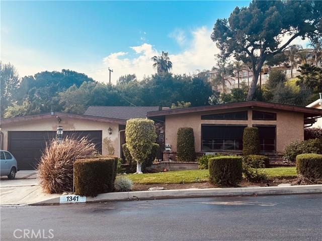 Photo of 1341 E Harvest Moon St