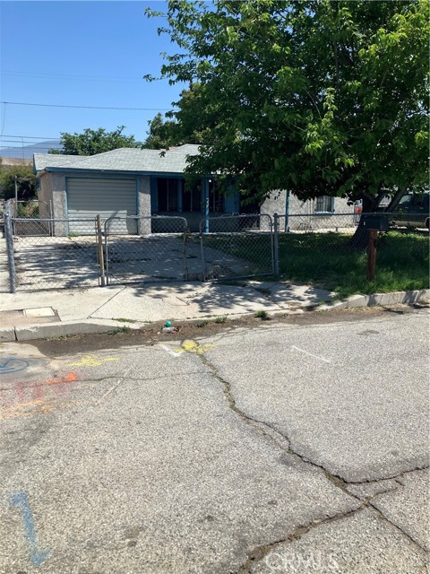 Property photo of 1946 W 19th ST