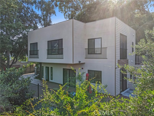 Property photo of 2315 Loma Vista PL