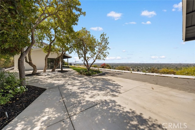 Property photo of 12284 Circula Panorama