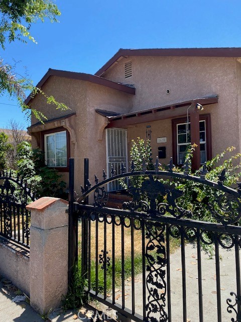 Property photo of 1618 W. Burnett