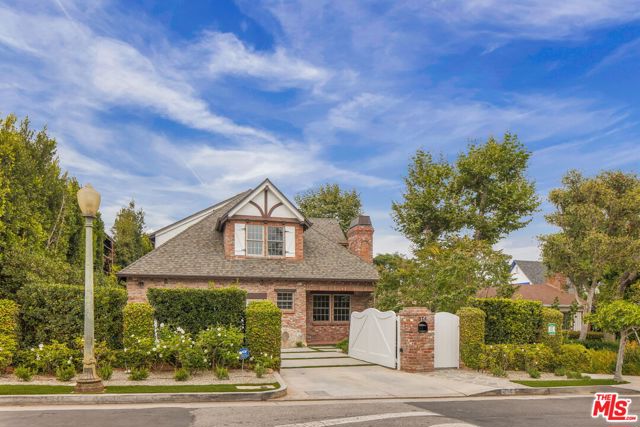 Property photo of 314 S Anita AV