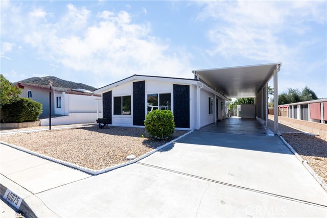 Property photo of 40975 Laredo TR