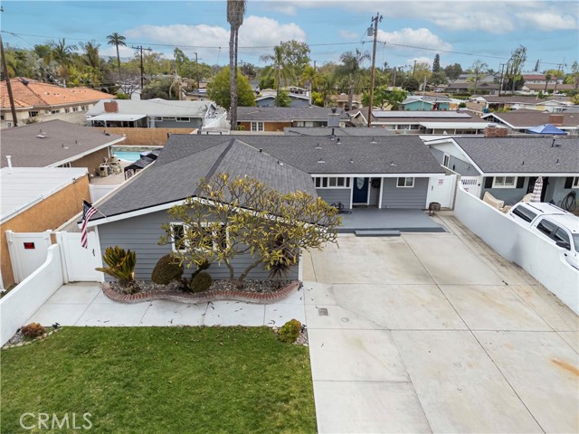 Property photo of 10930 Groveland Ave